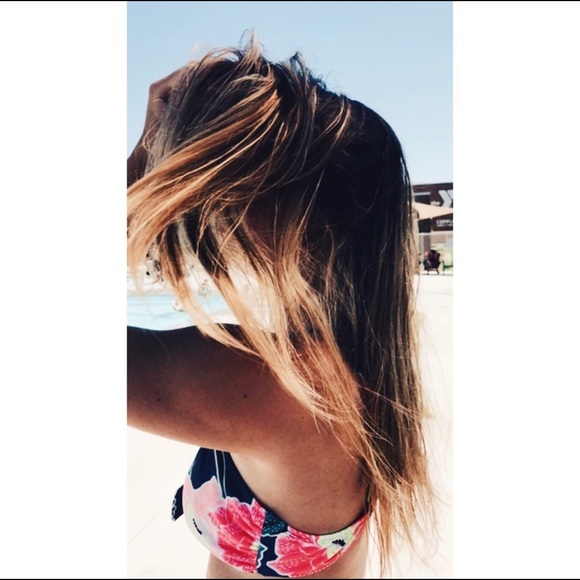 Floral Bikini Top - Picture 2 of 4